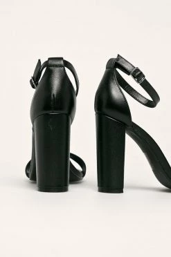 Γυναικεία Πέδιλα με τακούνι Steve Madden - Δερμάτινα σανδάλια Carrson σαρκώδες χρώμα -Steve Madden Κατάστημα unnamed file 1792